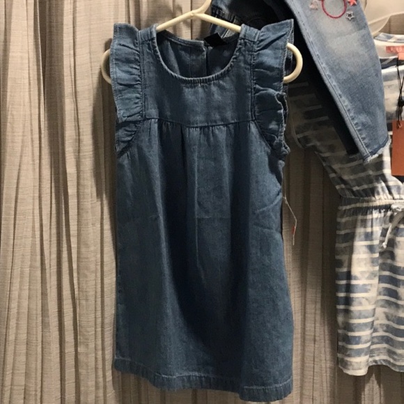 GAP DENIM GAP DISNEY BCGC GIRL TODDLER SIZE 3 NWT 3 PIECE 1 PAIR JEANS 2 DRESSES - Picture 2 of 11